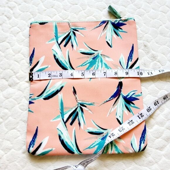 NEW Rachel Pally Reversible clutch Paradise mint - Picture 8 of 10